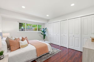 021_F8_1204 Blackberry Terrace