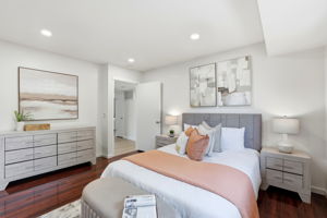 022_F8_1204 Blackberry Terrace