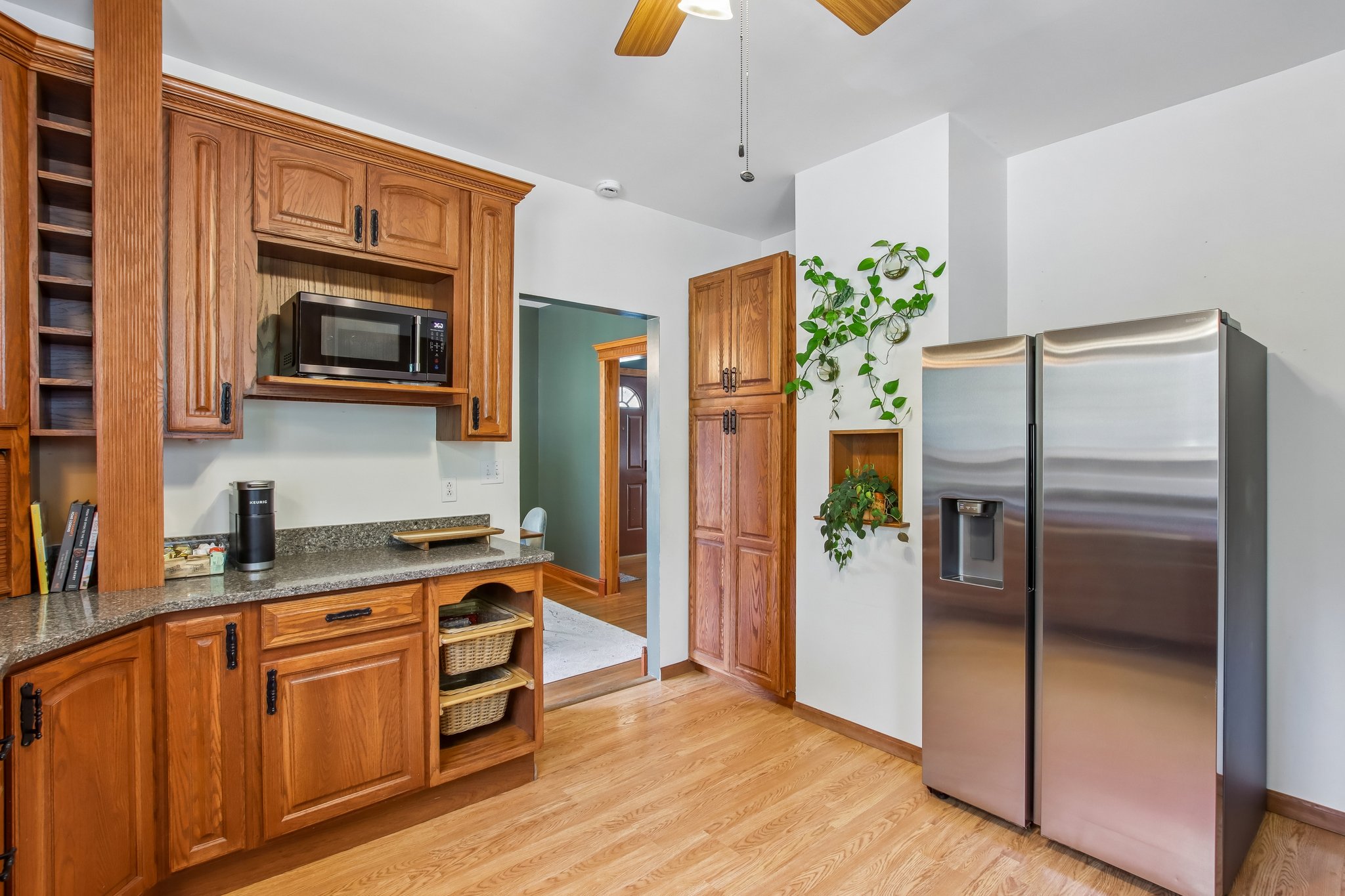 N Meridian St-S2807-018.jpg
