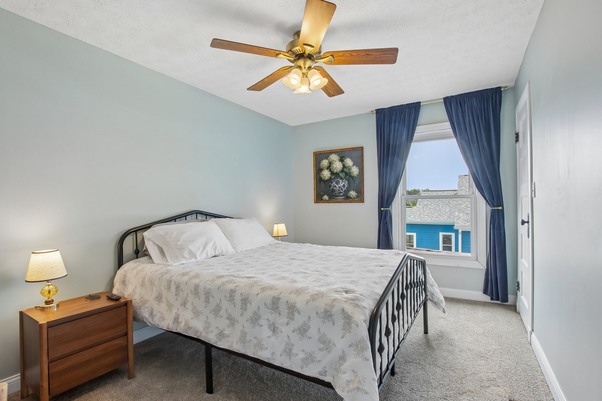 N Meridian St-S2807-033.jpg