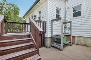 N Meridian St-S2807-044.jpg