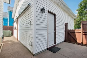 N Meridian St-S2807-045.jpg