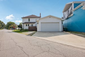 N Meridian St-S2807-049.jpg