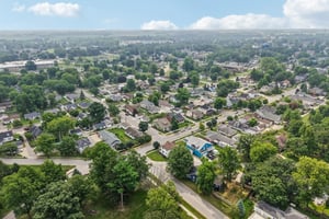 N Meridian St-S2807-063.jpg
