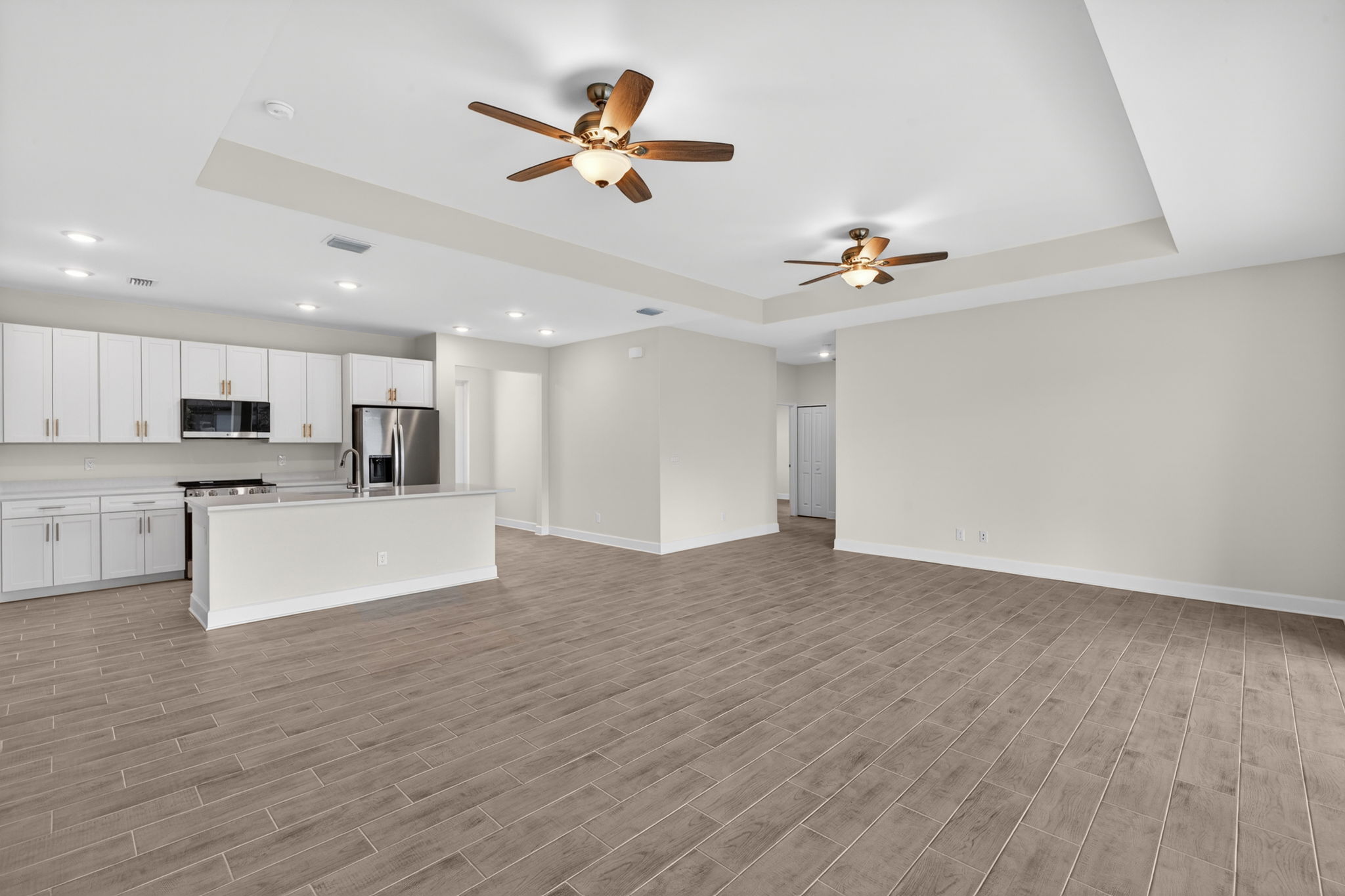 Living Room 3 of 4