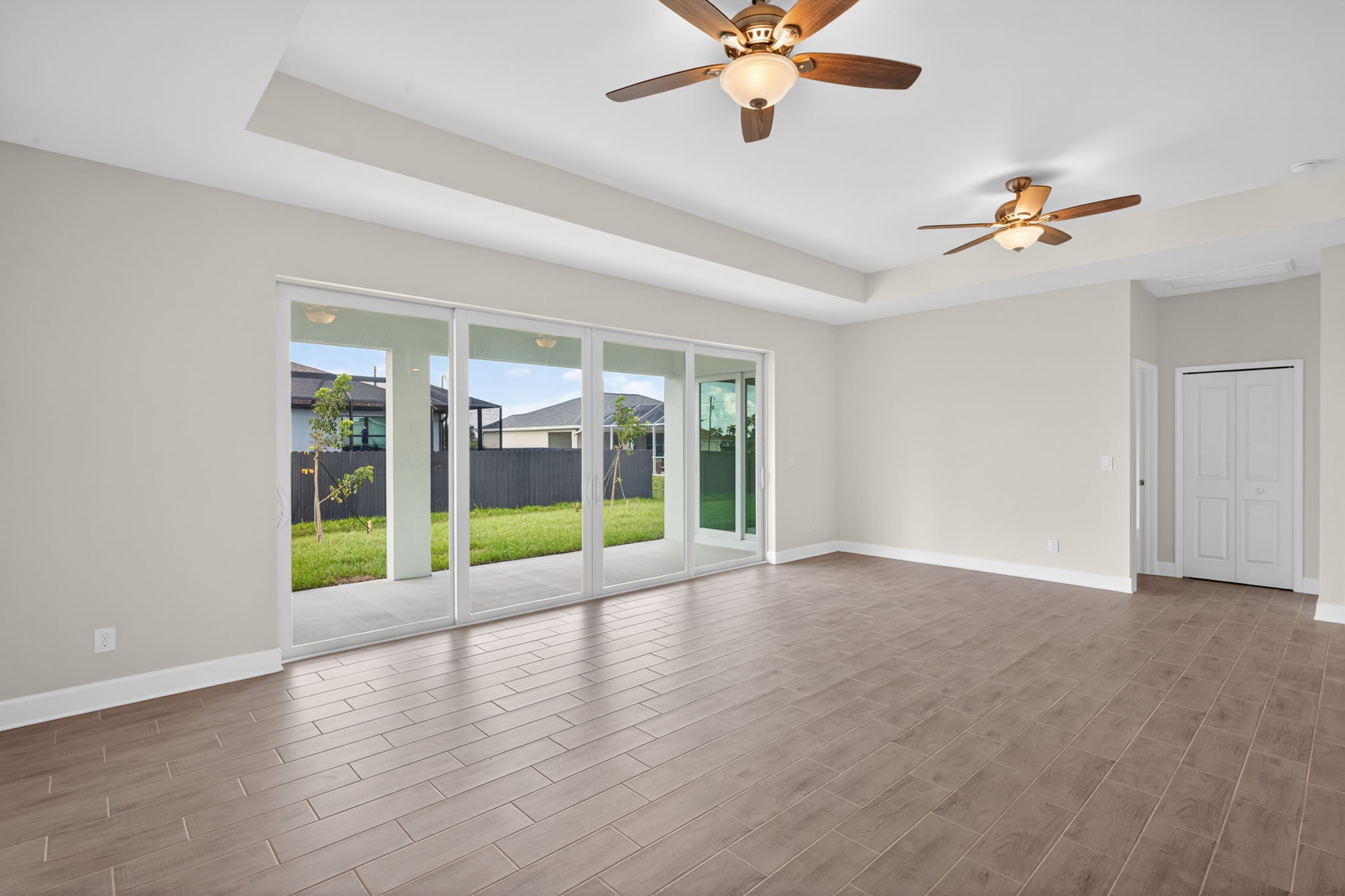 Living Room 4 of 4