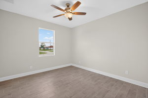 Guest Bedroom 3 of 6