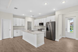 Kitchen 1 of 2