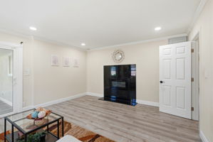 016_F8_1204 Vistagrand Dr
