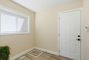 038_F8_1204 Vistagrand Dr