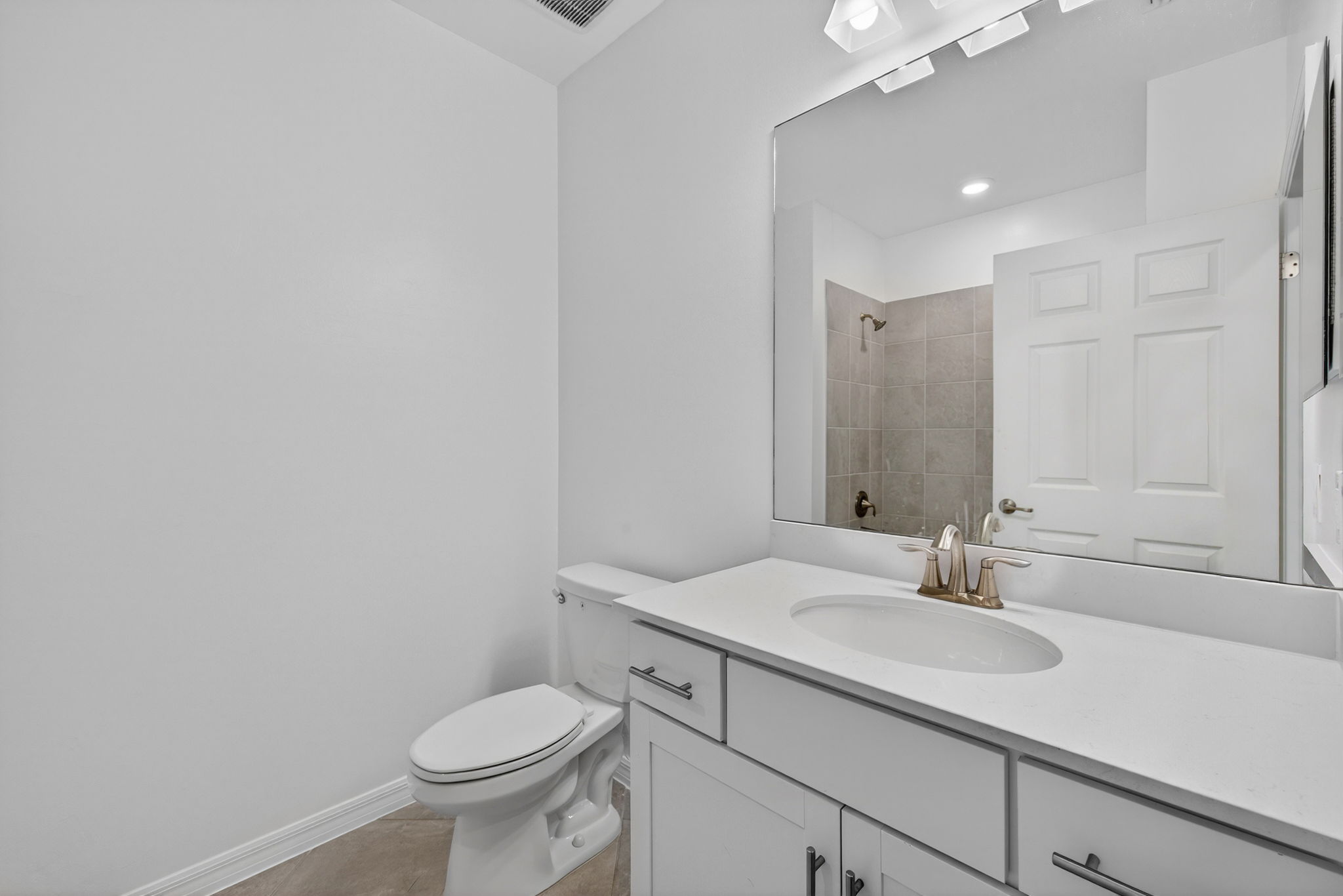 Guest Bathroom 1 of 2