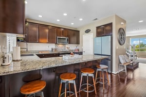 Stanley Park Ct-S2104-016.jpg