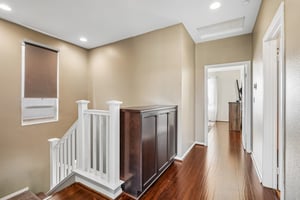Stanley Park Ct-S2104-025.jpg
