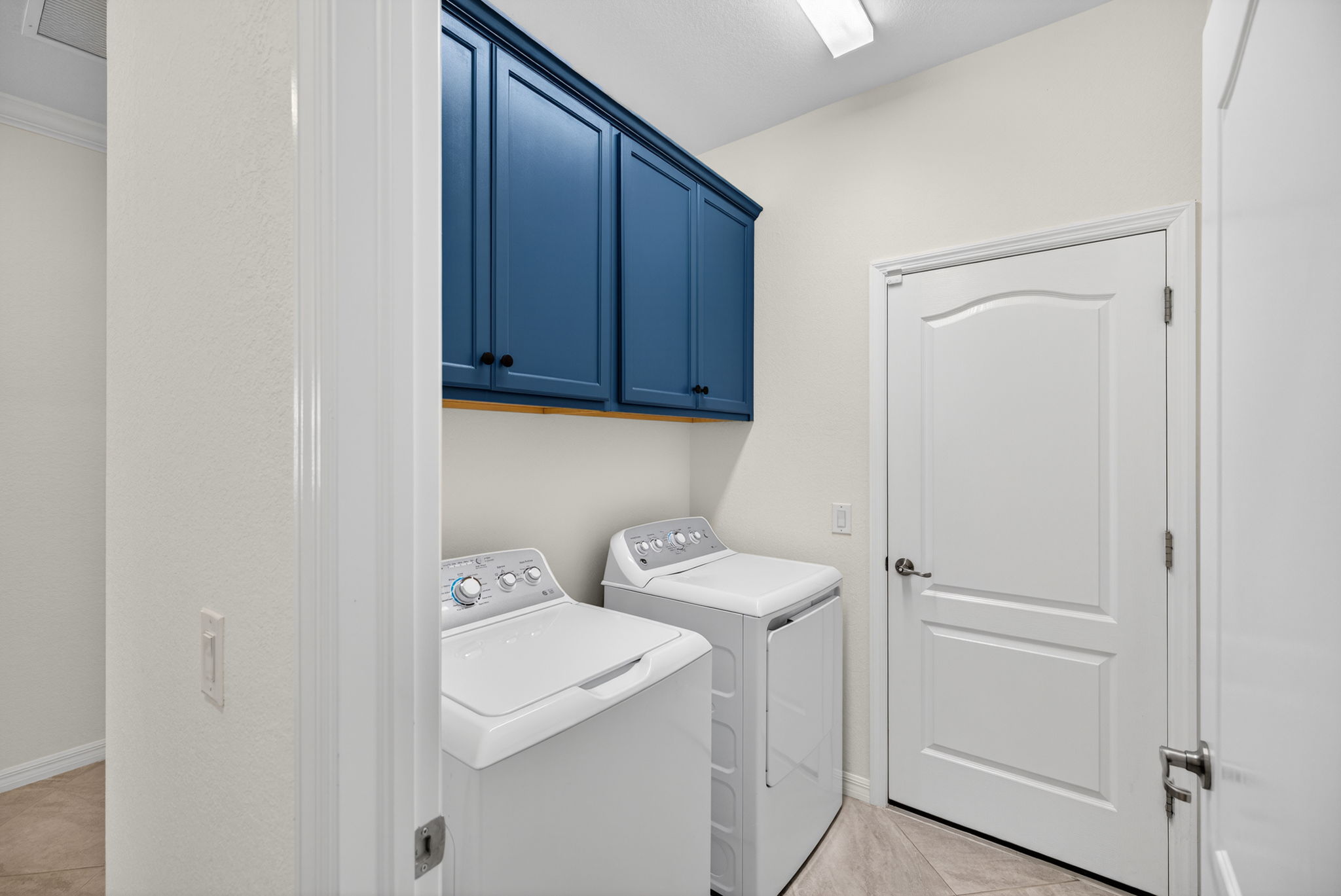 Laundry Room 2 of 2