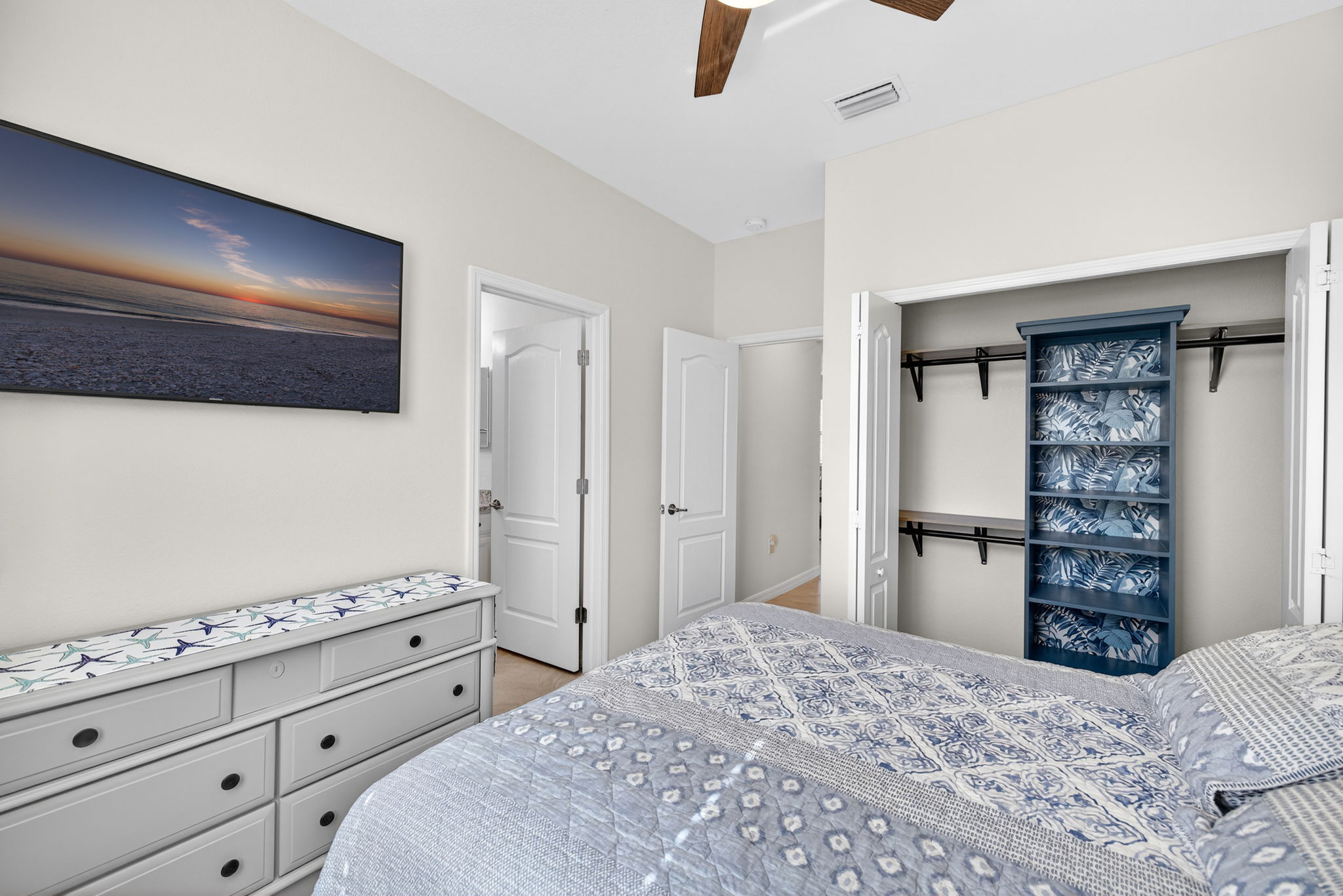 Guest Bedroom 3 - 2 of 2