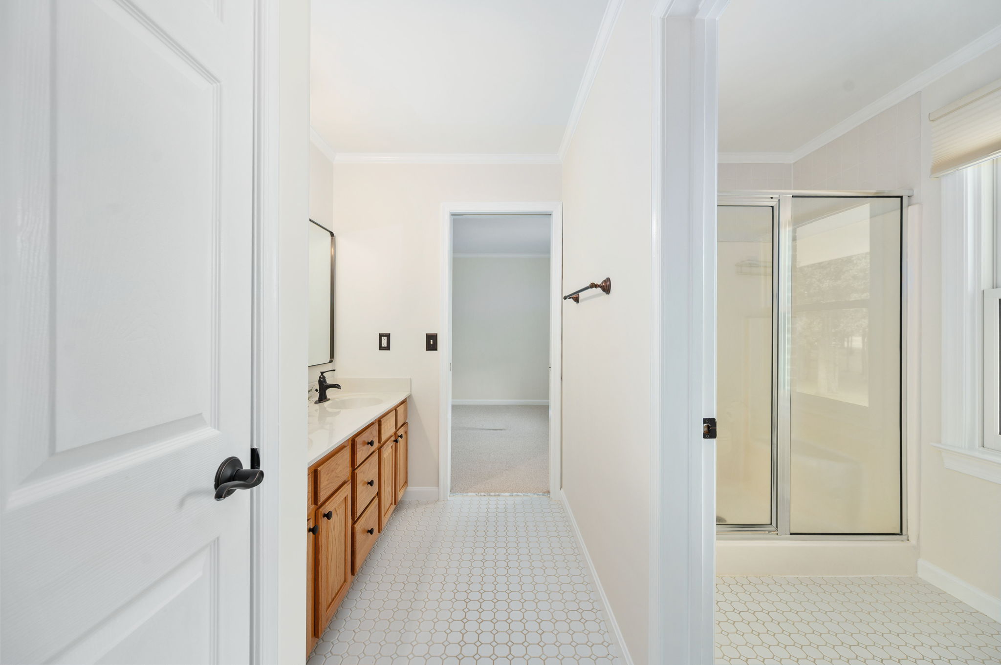  Photo 67