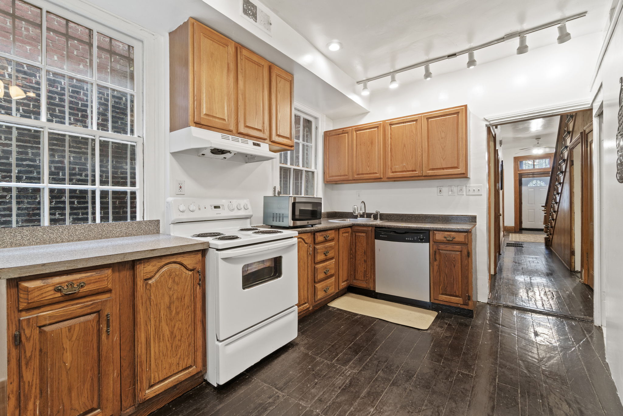 1205 4th St NW, Washington, DC 20024, USA Photo 18