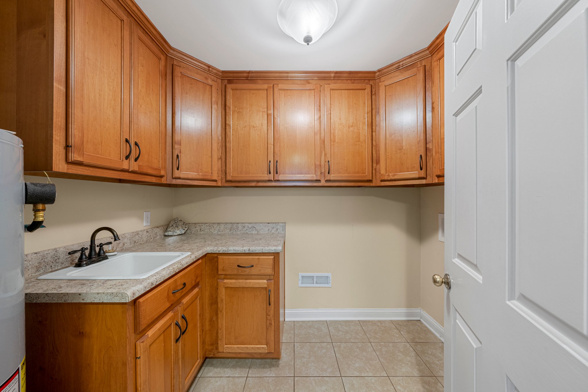 1205 Grider Pond Rd, Bowling Green, KY 42104 Harris Visual Media, LLC