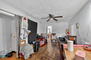  Photo 49