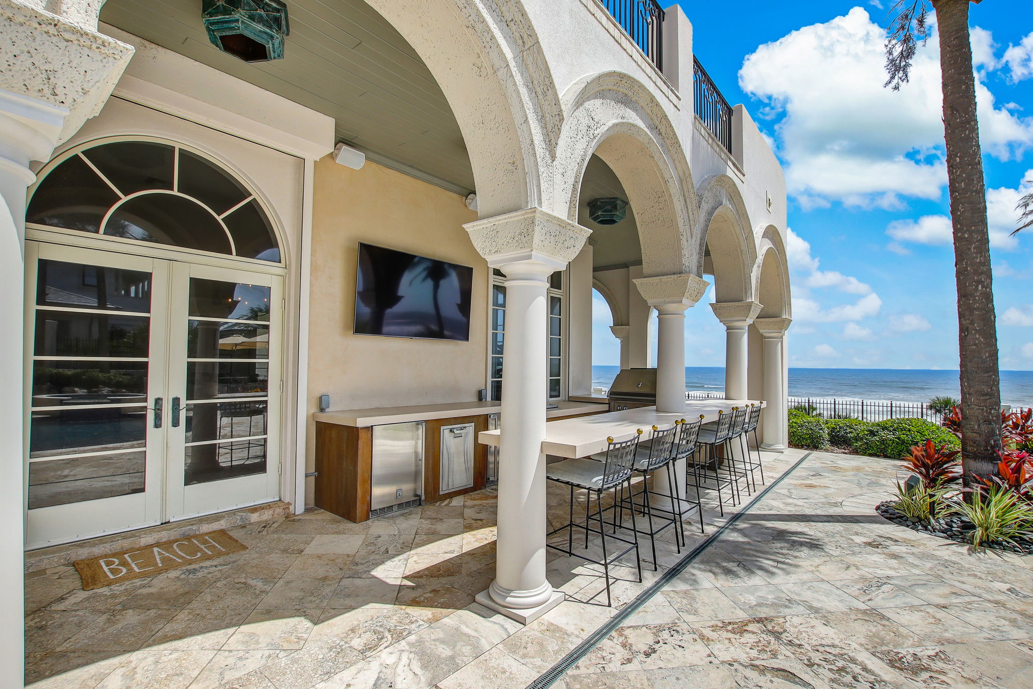 Outdoor Kitchen