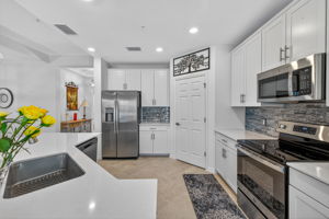 Kitchen 3 of 3