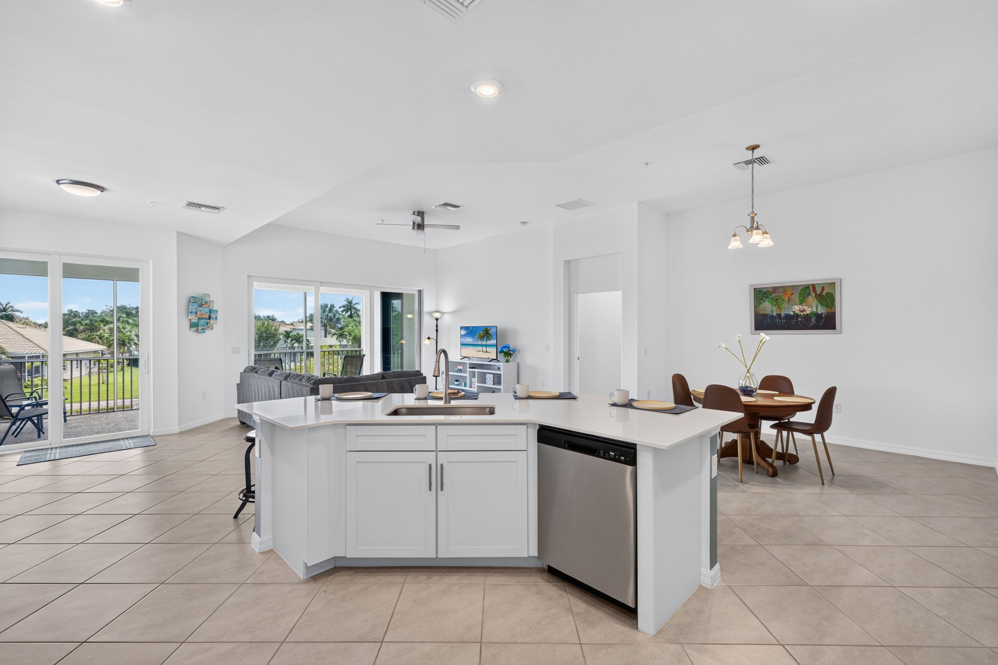 Kitchen 3 of 3
