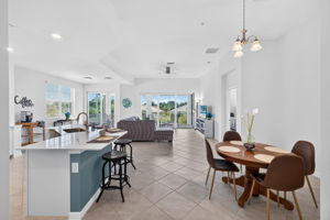Dining Room 2 of 2
