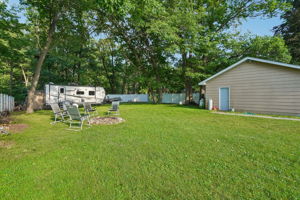 Elm St-S1007-060