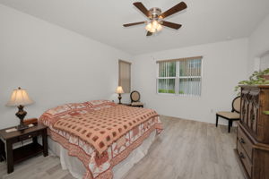 Master Bedroom1a