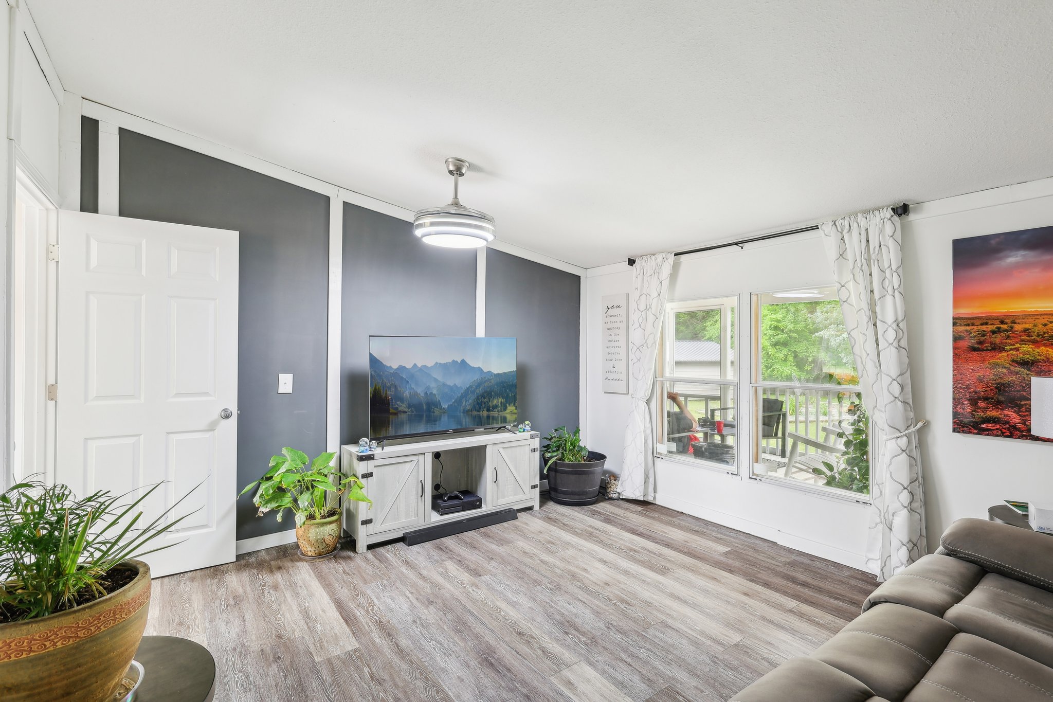 Newtown Rd-1105-037.jpg