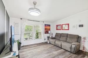 Newtown Rd-1105-034.jpg