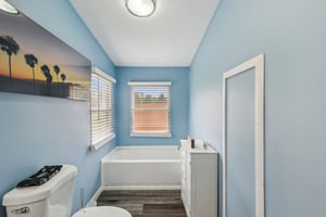 Newtown Rd-1105-046.jpg