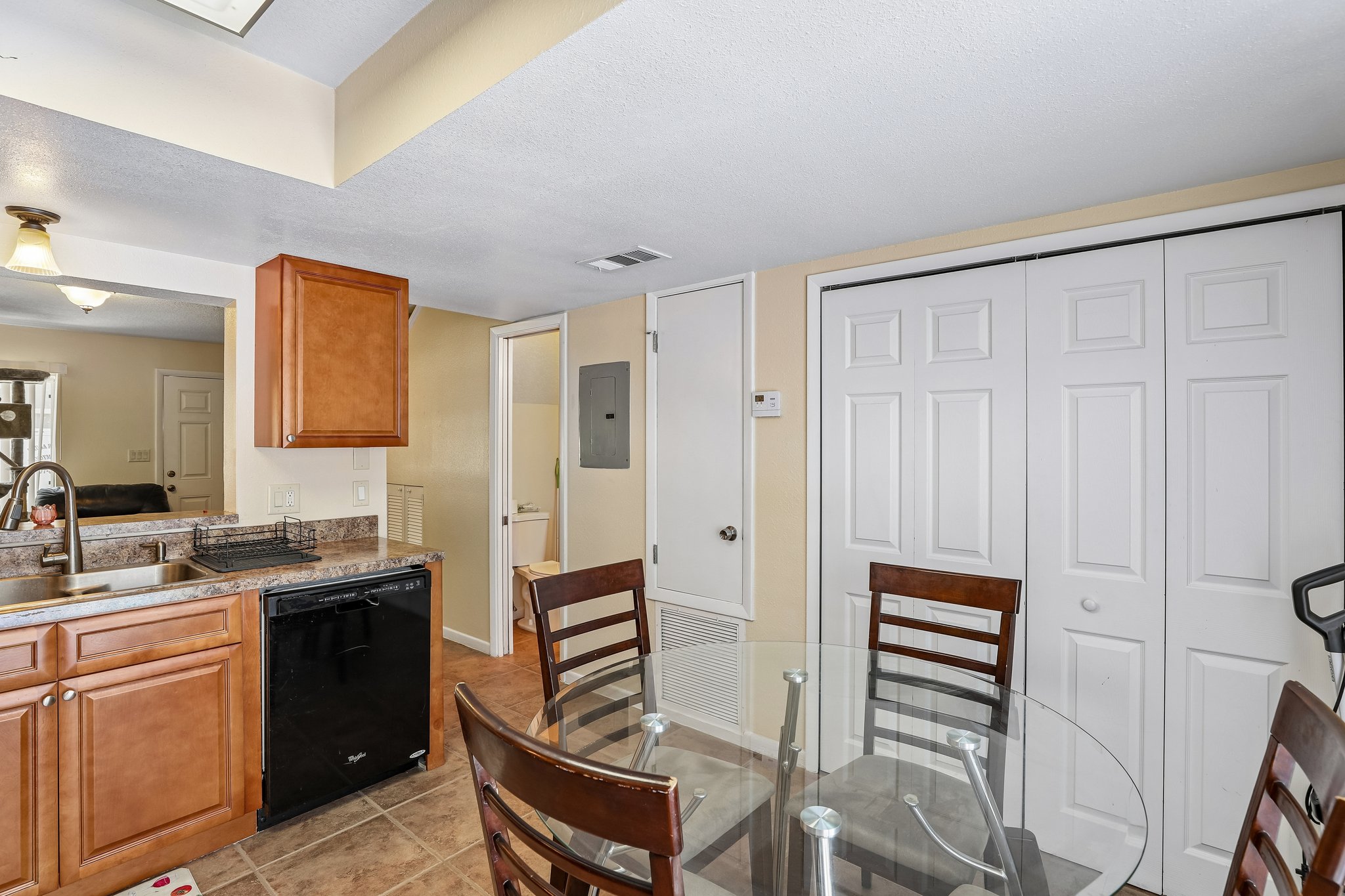 Tift Cir 12057-S0606-019.jpg