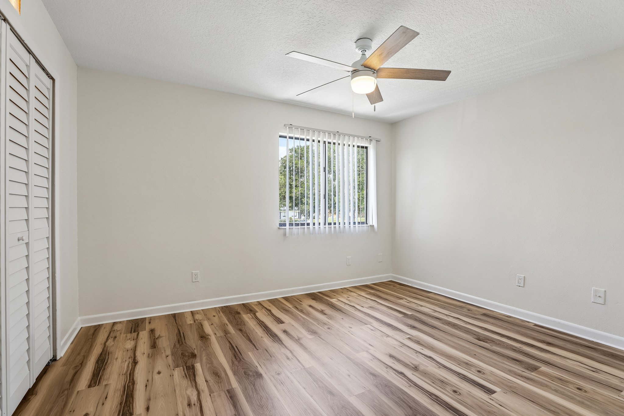 Tift Cir 12057-S0606-030.jpg