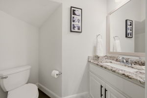  Photo 34