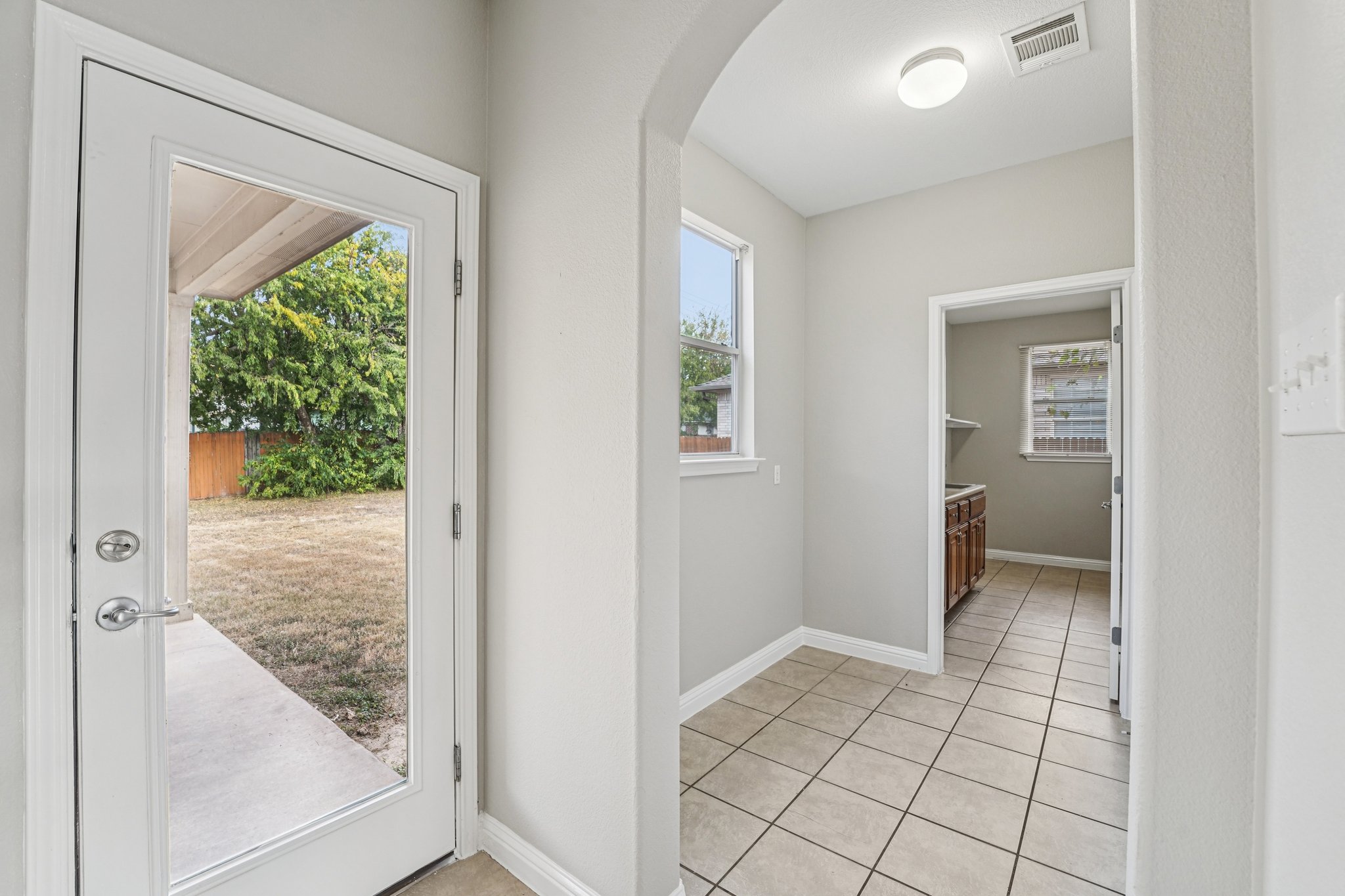 Canyon Maple Rd-S2410-021.jpg