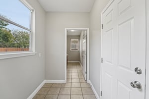 Canyon Maple Rd-S2410-022.jpg