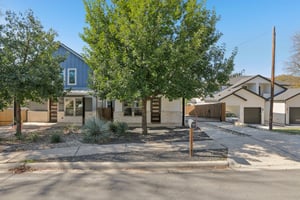 Deloney St B-S1012-004.jpg