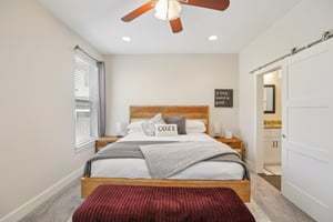 Deloney St B-S1012-018.jpg