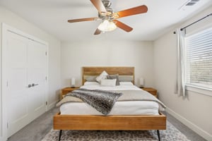 Deloney St B-S1012-033.jpg