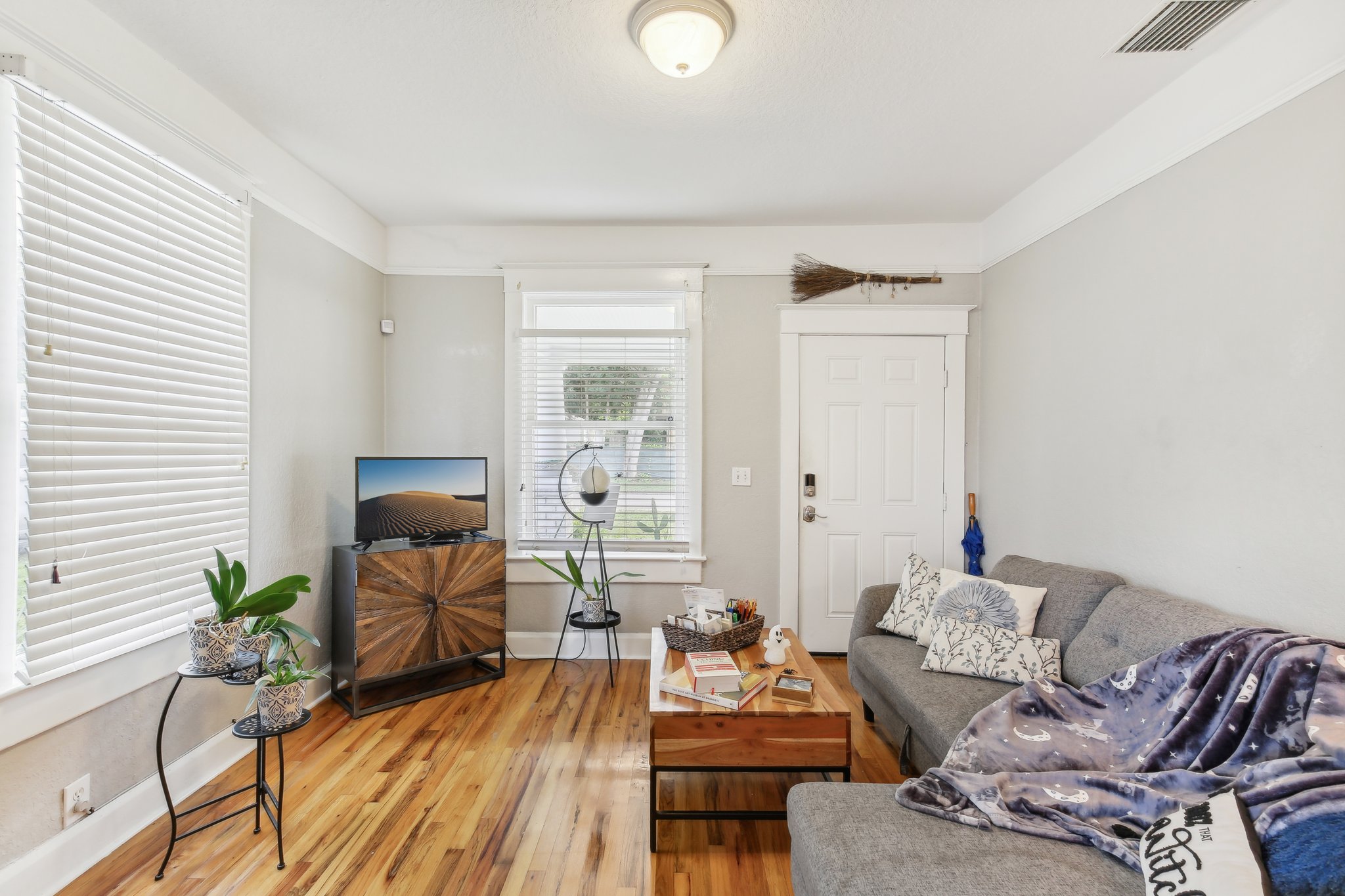 E Frierson Ave-010.jpg