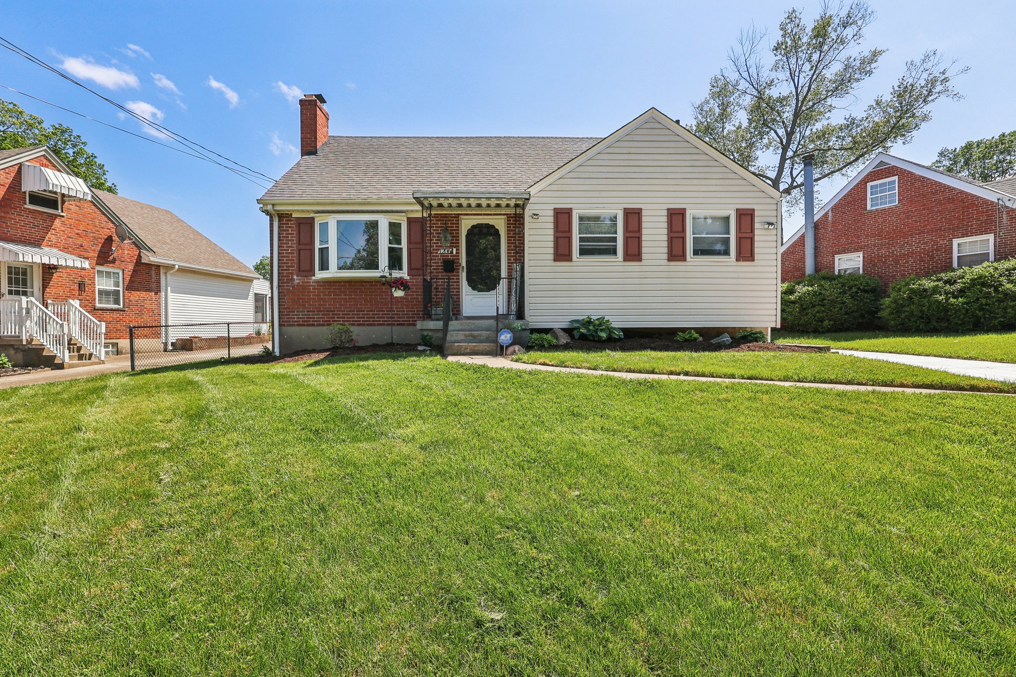 Georgia Ln-1705-002.jpg