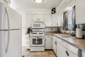 Georgia Ln-1705-018.jpg