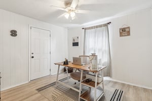 Georgia Ln-1705-030.jpg