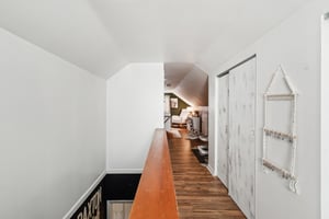 Georgia Ln-1705-032.jpg