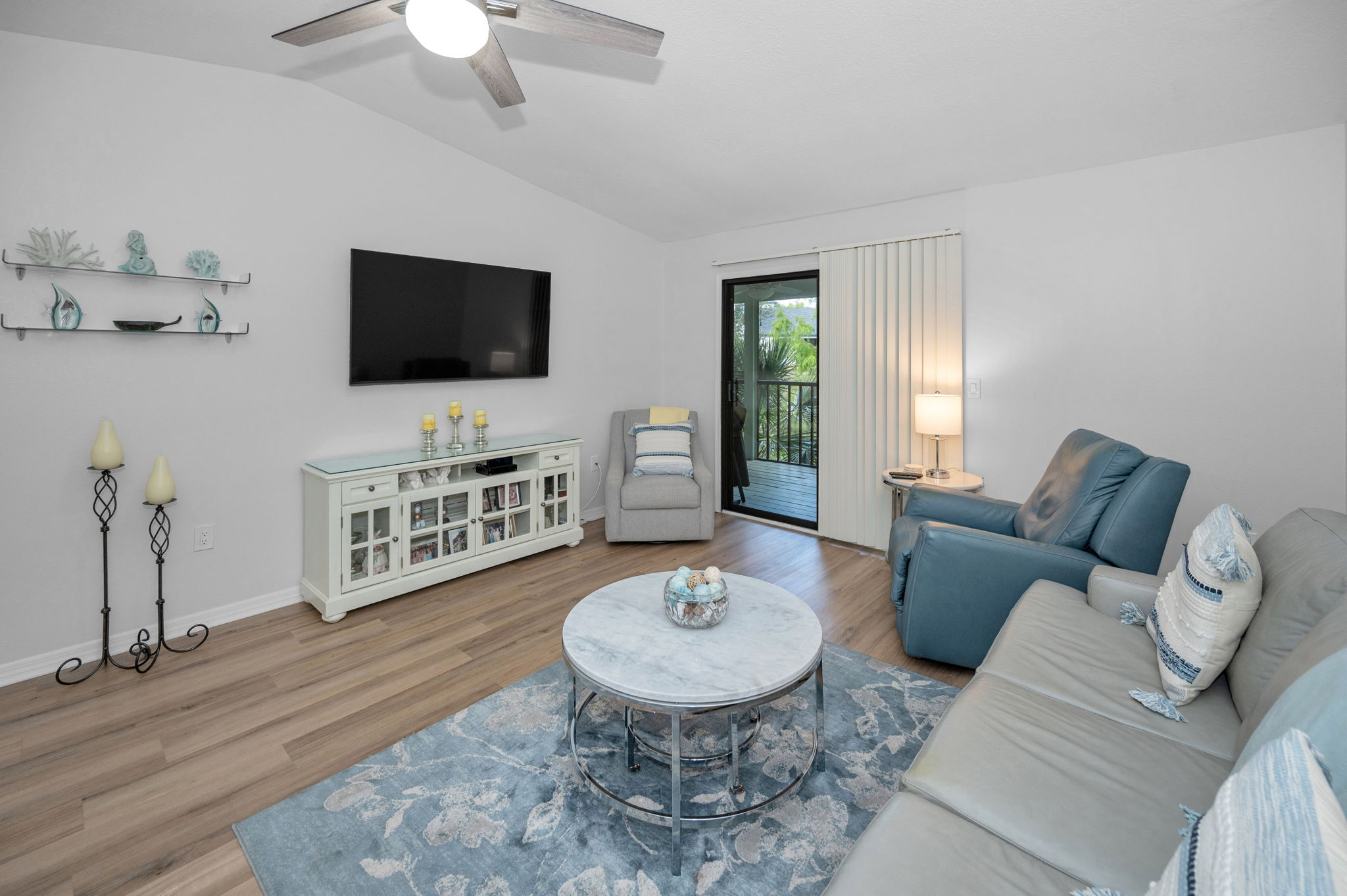 Living Room2