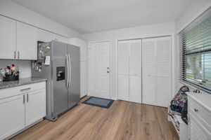Kitchen12
