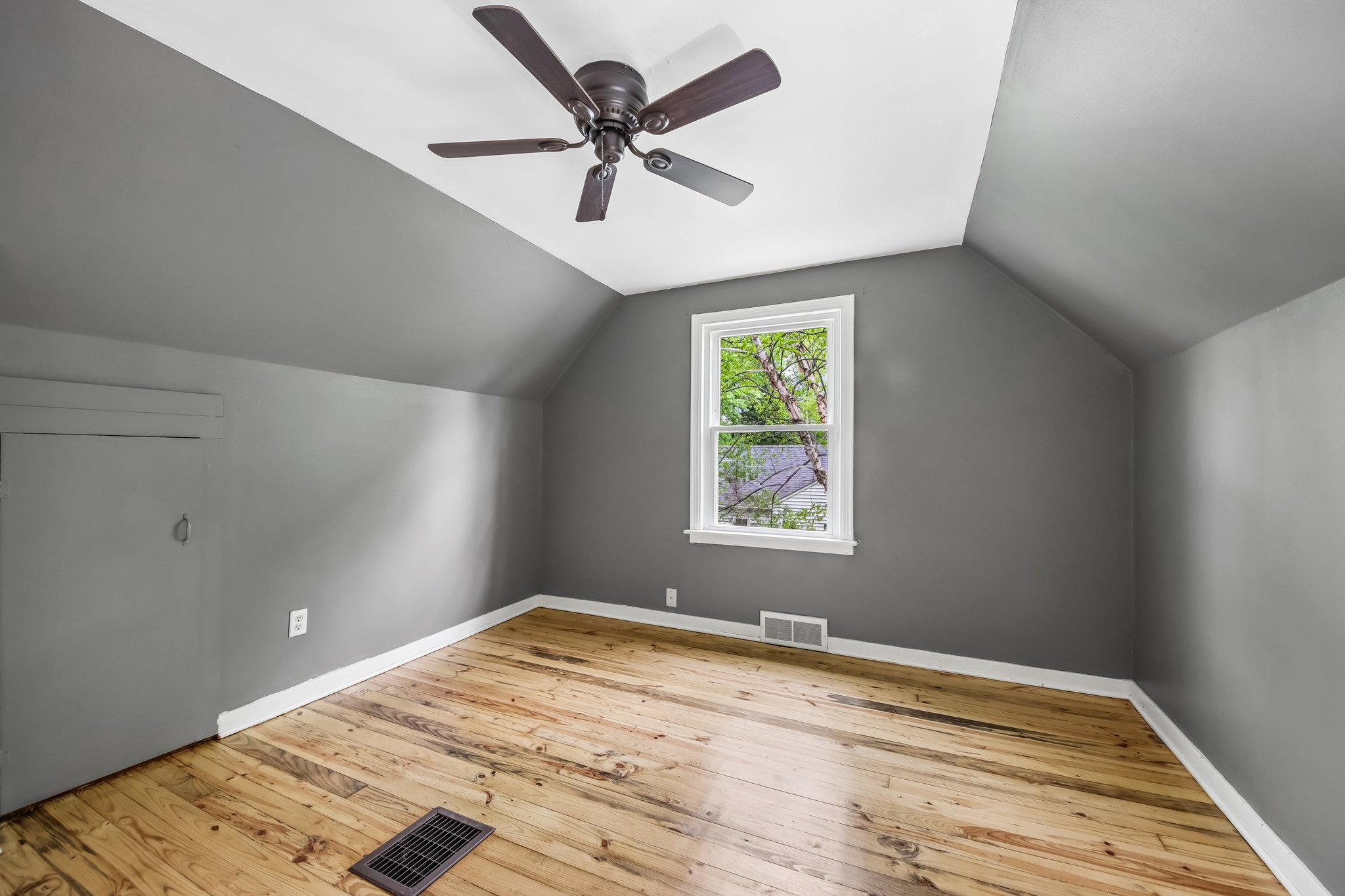 Sycamore St-S3004-023.jpg
