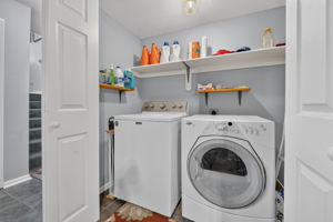  Photo 30