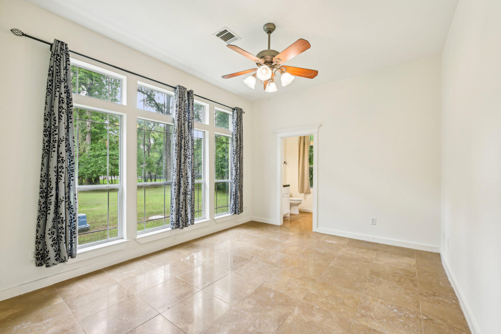 Oak Forest Ln-3004-020.jpg